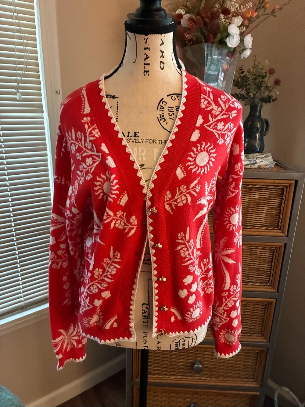 Cynthia Rowley Red and White Floral V‑Neck Cardigan